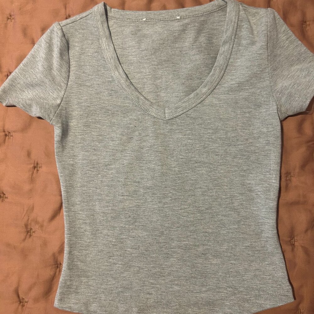 Grey cotton v neck